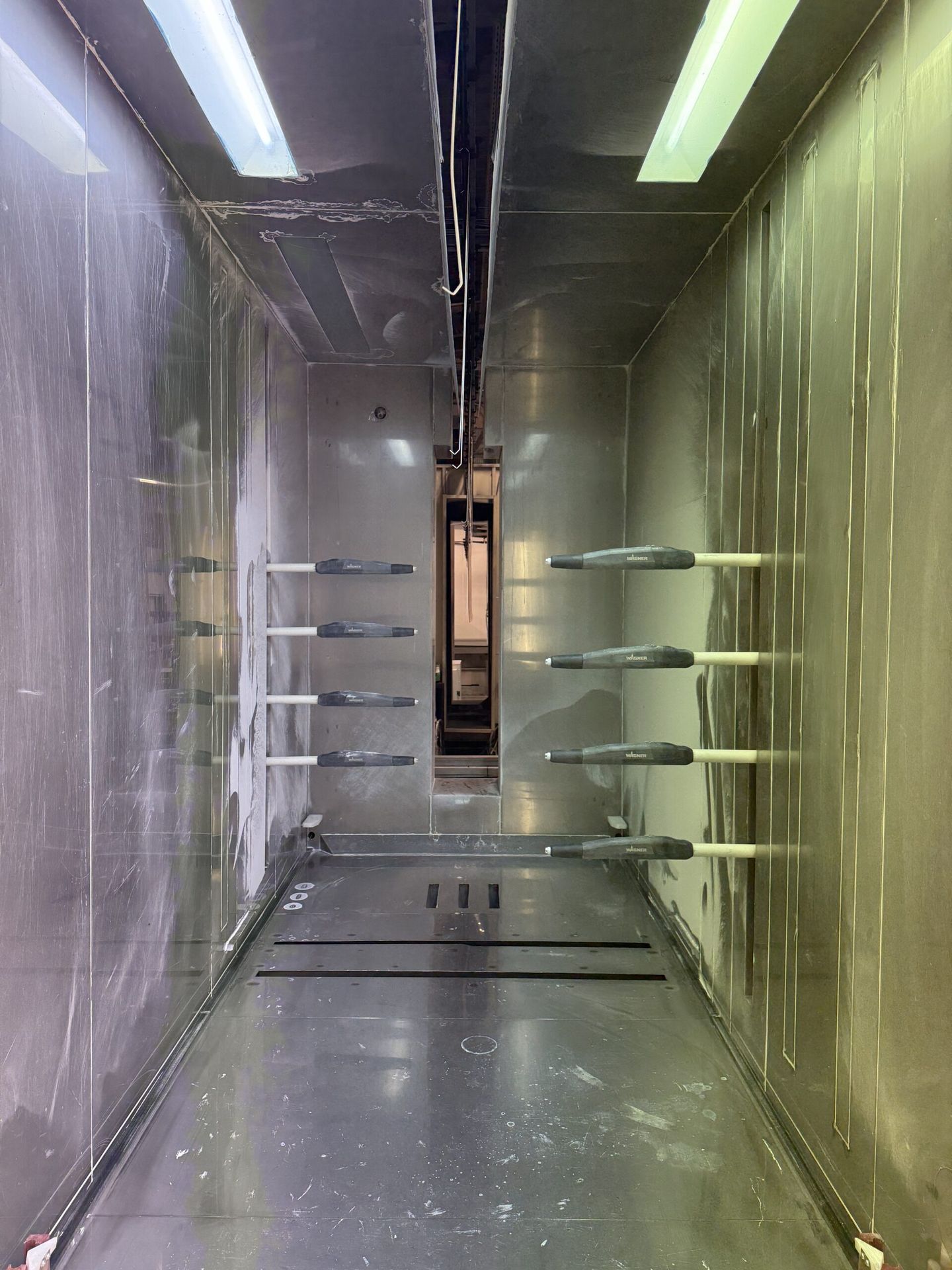 Retrofit of a WAGNER powder coating booth