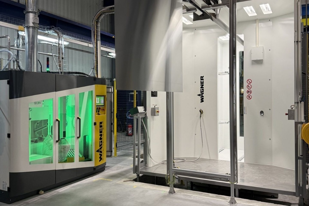 Installation d'une cabine de poudrage WAGNER